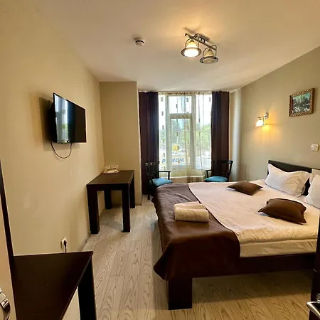 Hotel Lion's Bucharest