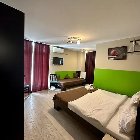 Hotel Lion's Bucharest